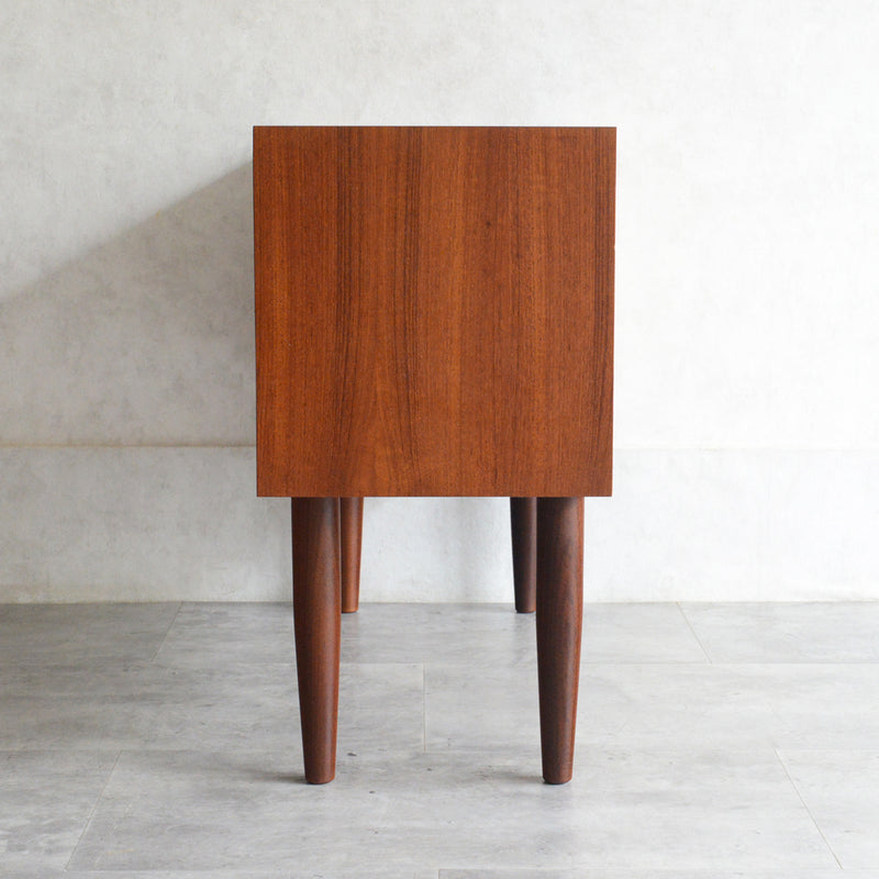 デンマーク ヴィンテージ チーク２段チェスト 6-42