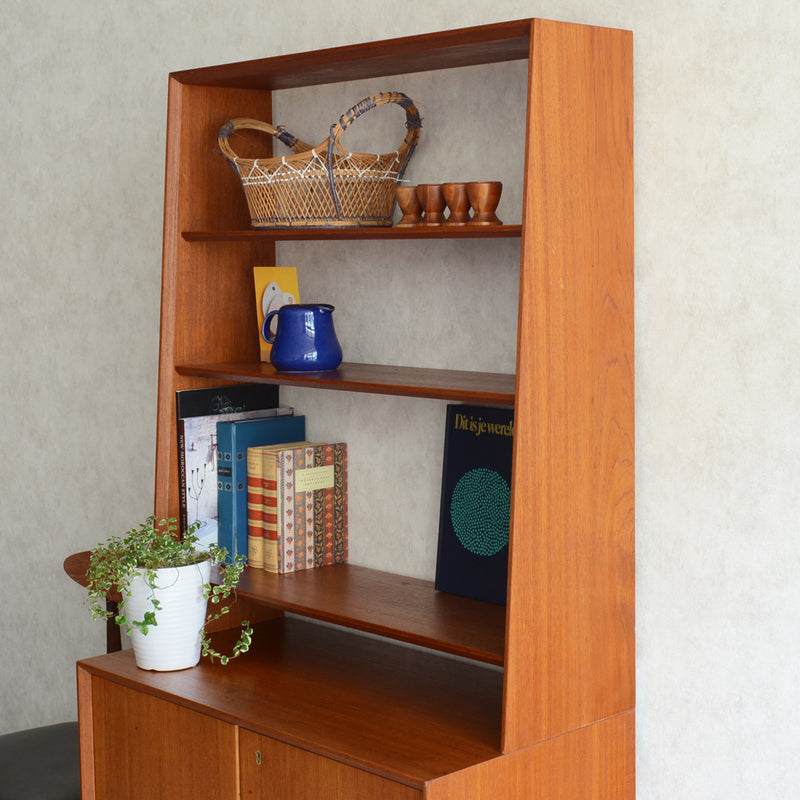 デンマーク ヴィンテージ オープンキャビネット 5-28(抽斗付・オイル仕上）