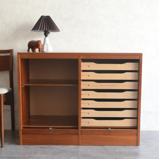 デンマークヴィンテージ  ロールアップ ファイルキャビネット5-165(鍵付）