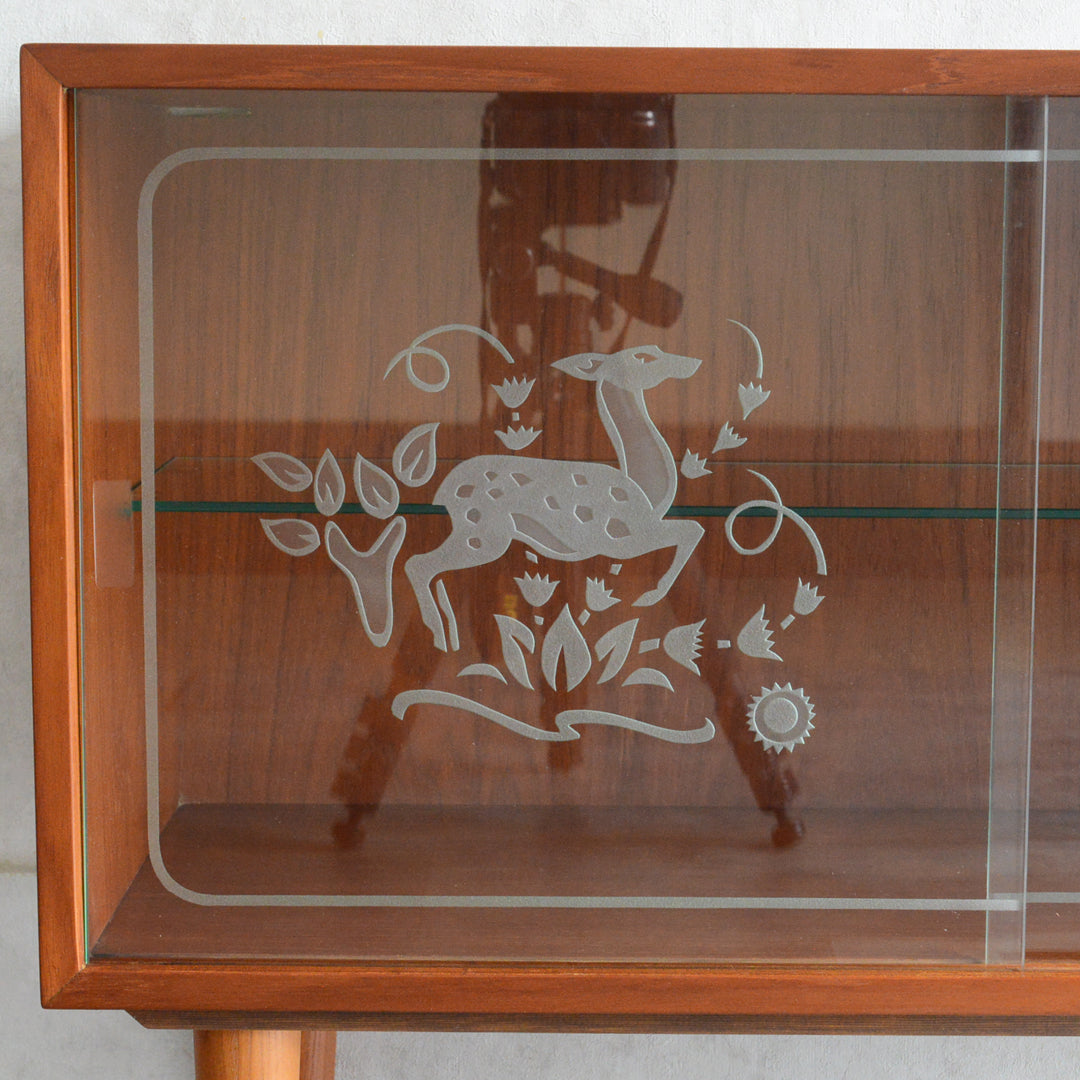 デンマークヴィンテージ　バンビ チークガラスキャビネット6-68