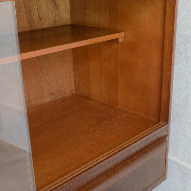 60s ヴィンテージ ガラスキャビネット 93(抽斗付き）