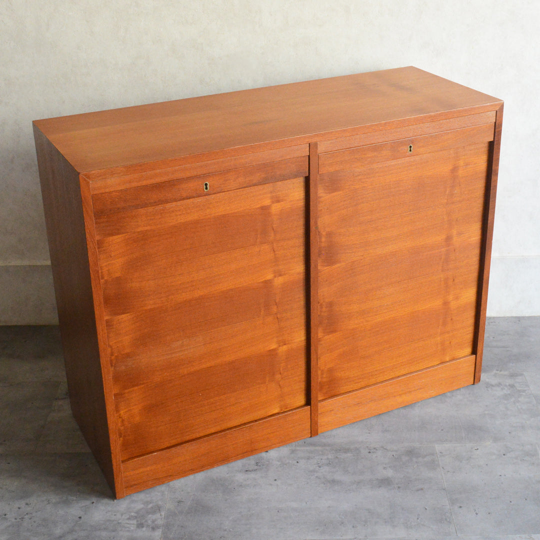 デンマークヴィンテージ  ロールアップ ファイルキャビネット5-165(鍵付）