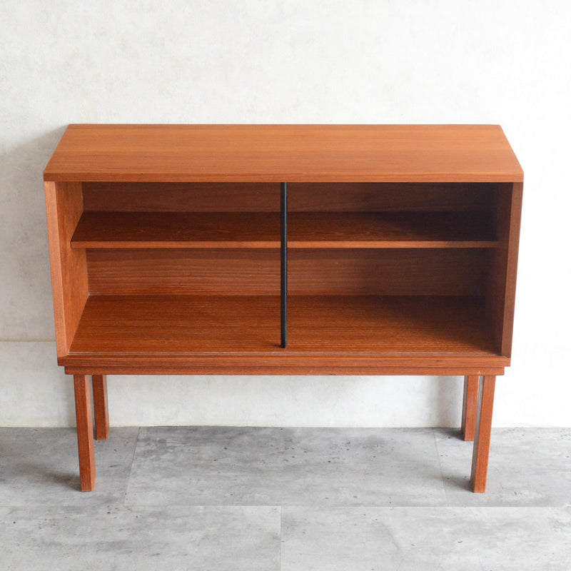 デンマークヴィンテージ　ガラス扉付 チークキャビネット 6-41