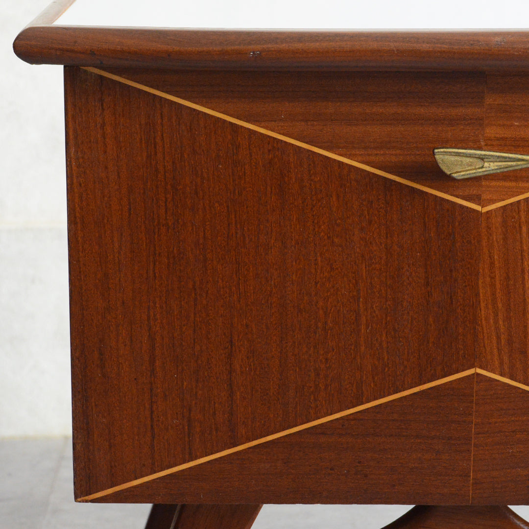 60Sスモールキャビネット/ベッドサイドキャビネット02