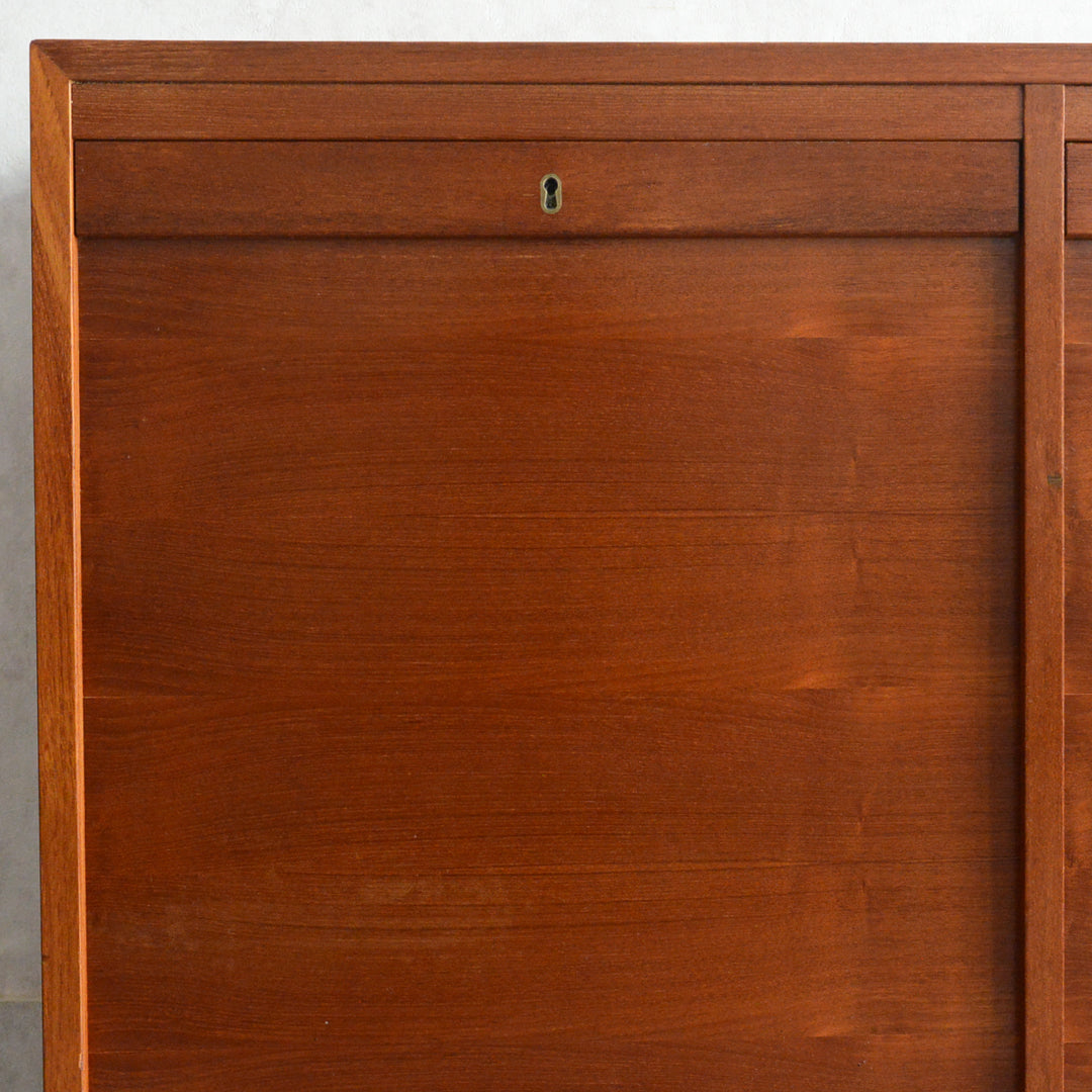 デンマークヴィンテージ  ロールアップ ファイルキャビネット5-165(鍵付）