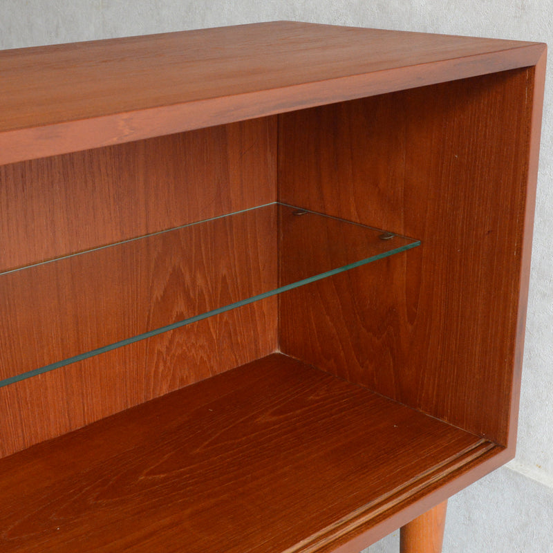 デンマークヴィンテージ　バンビ チークガラスキャビネット6-68