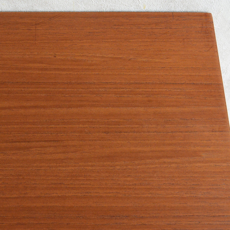 デンマークヴィンテージ　ガラス扉付 チークキャビネット 6-41