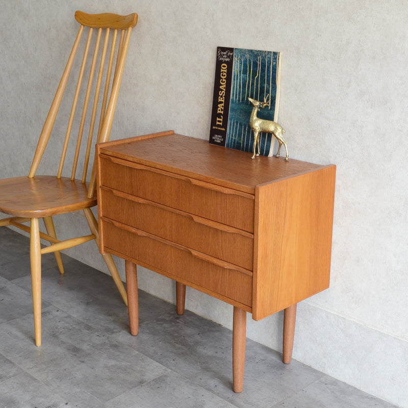 デンマークヴィンテージ  オーク３段チェスト5-26 (ウッドオイル仕上）