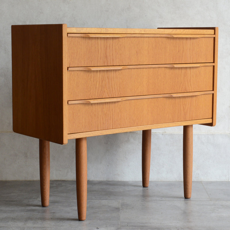 デンマークヴィンテージ  オーク３段チェスト5-26 (ウッドオイル仕上）