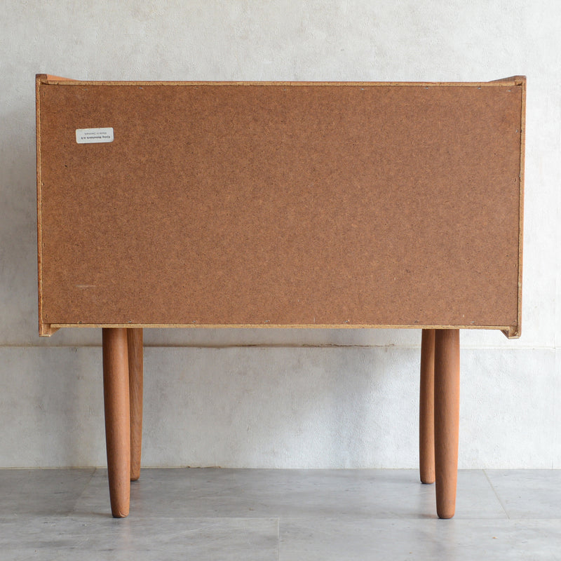 デンマークヴィンテージ  オーク３段チェスト5-26 (ウッドオイル仕上）