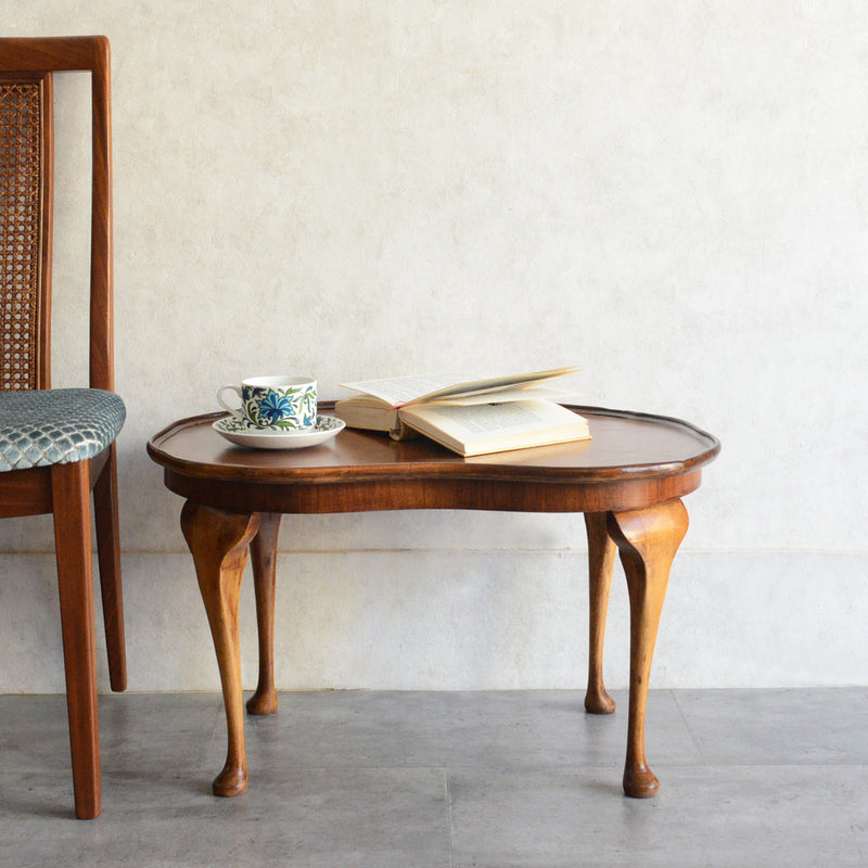 クラシック マホガニー キドニーシェイプテーブル 19