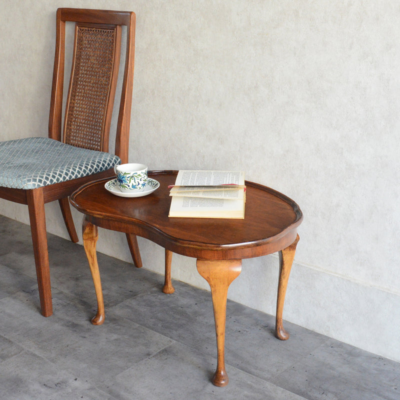 クラシック マホガニー キドニーシェイプテーブル 19