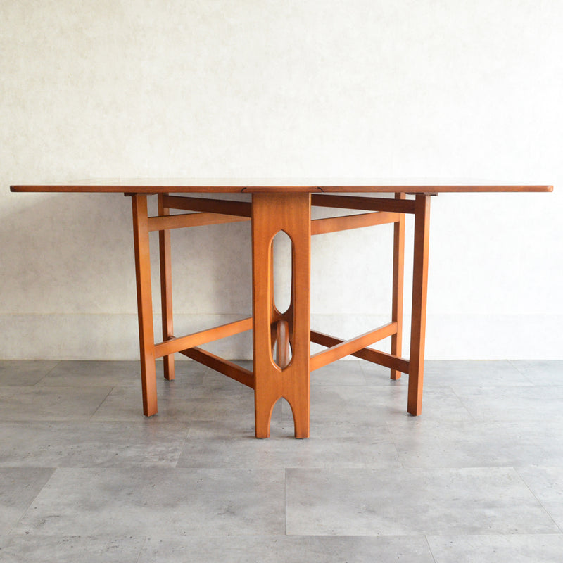 Jentique ジェンティーク　ゲートレッグ ダイニングテーブル 7-7 (レクタングル）