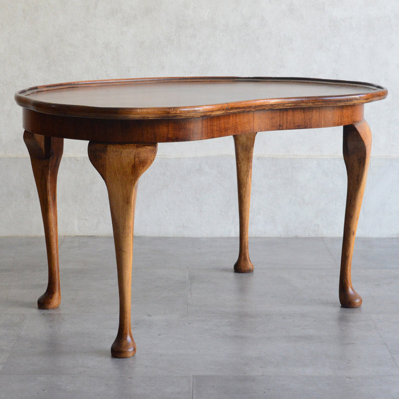 クラシック マホガニー キドニーシェイプテーブル 19