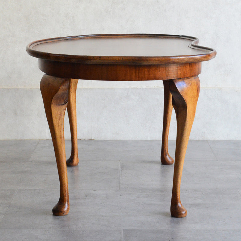 クラシック マホガニー キドニーシェイプテーブル 19