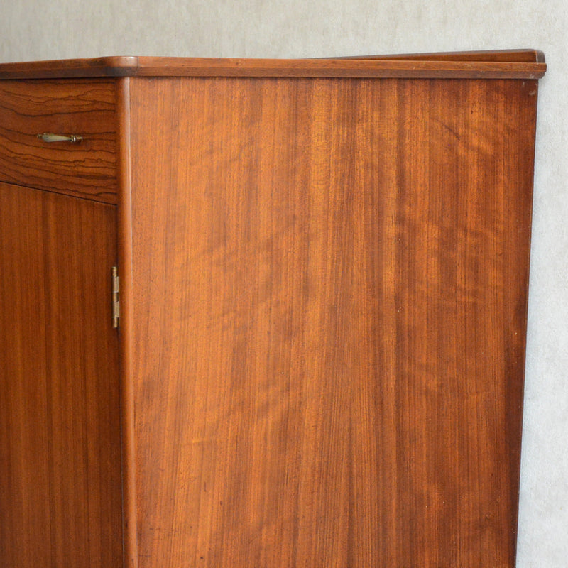 Beautility  60Sサイドボード/キャビネット 07(天板剝離再塗装済）