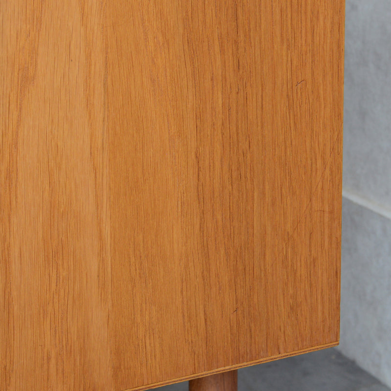 デンマークヴィンテージ  オーク３段チェスト5-26 (ウッドオイル仕上）