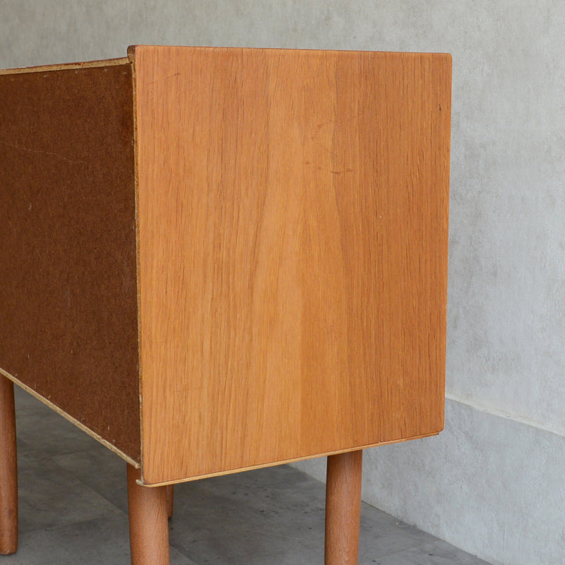 デンマークヴィンテージ  オーク３段チェスト5-26 (ウッドオイル仕上）