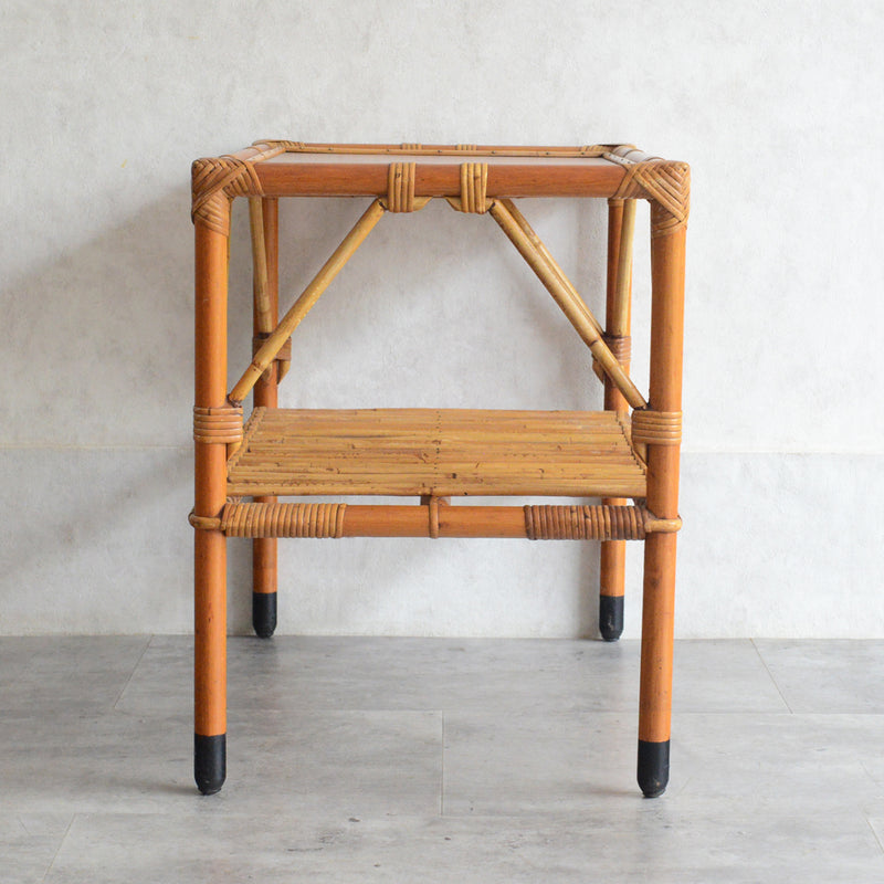 デンマークヴィンテージ　ラタンサイドテーブル(棚付き・天板チーク）6-43