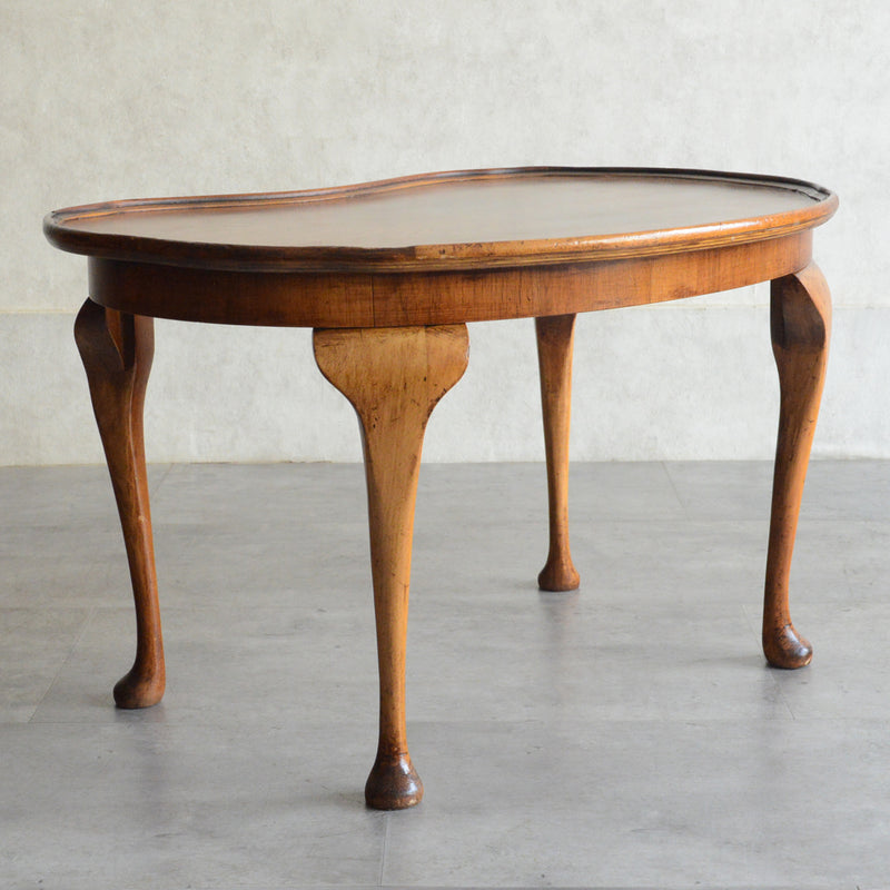 クラシック マホガニー キドニーシェイプテーブル 19