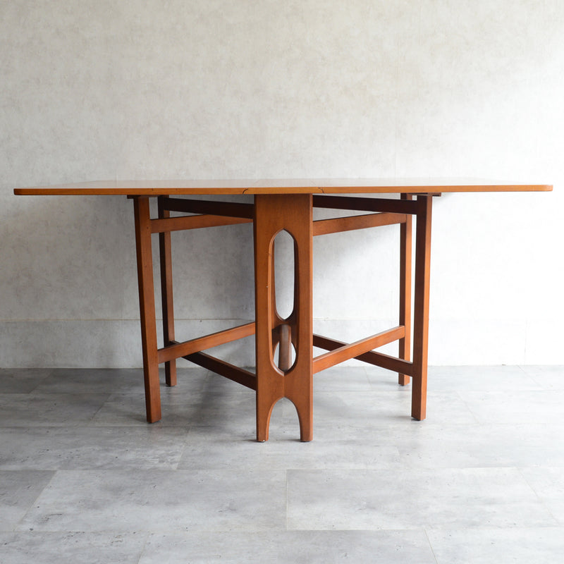 Jentique ジェンティーク　ゲートレッグ ダイニングテーブル 22 (天板剝離再塗装済）