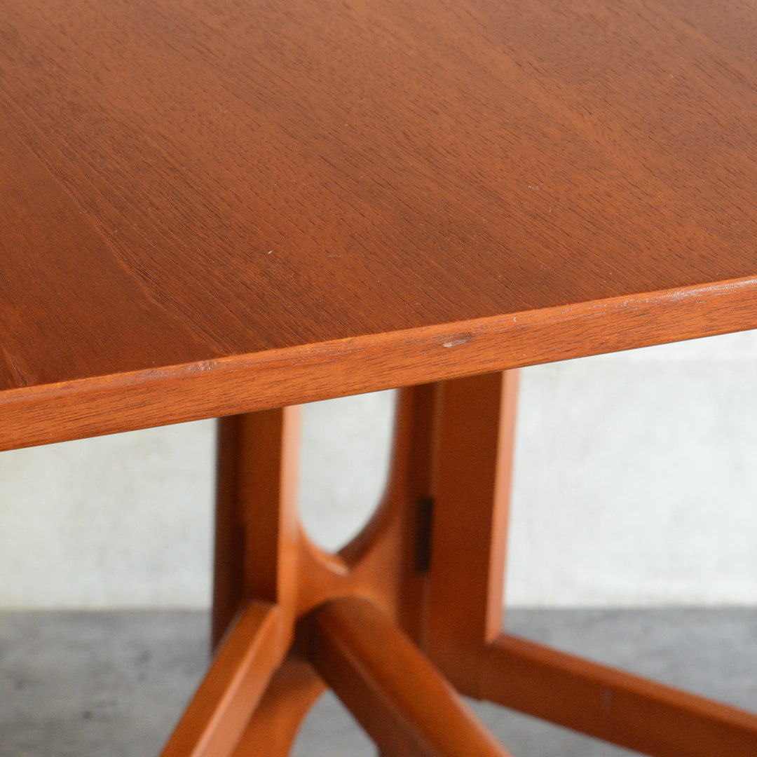 Jentique ジェンティーク　ゲートレッグ ダイニングテーブル 7-7 (レクタングル）