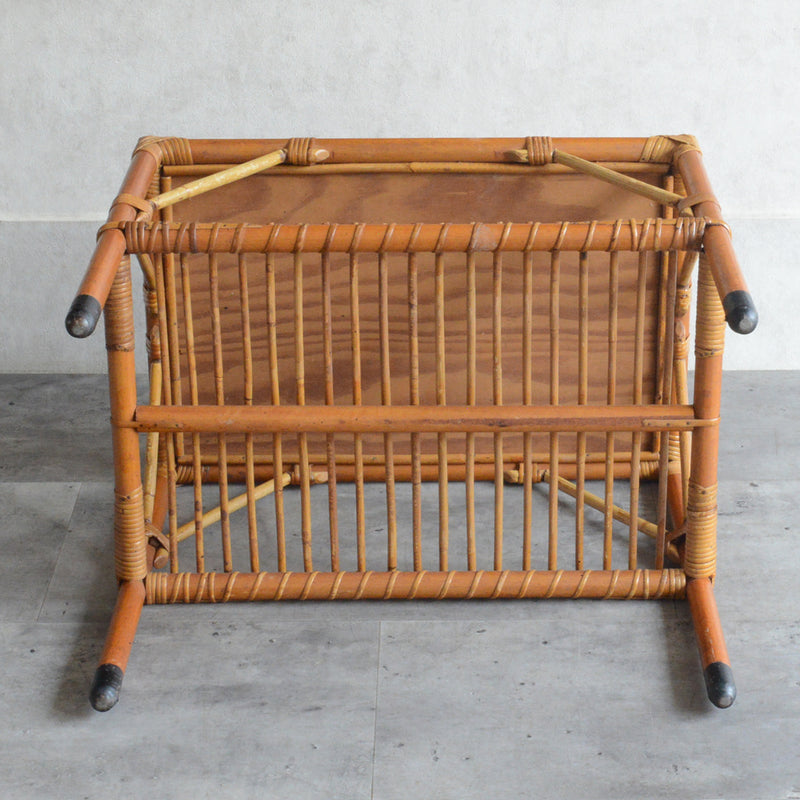 デンマークヴィンテージ　ラタンサイドテーブル(棚付き・天板チーク）6-43