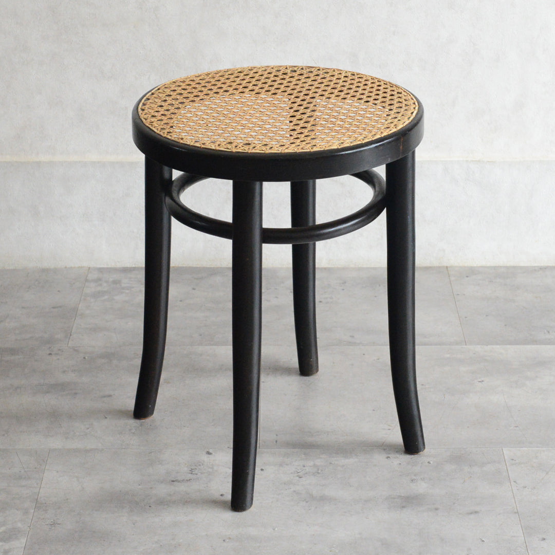 THONETトーネット ラタンスツール 10 – Rowan.inc