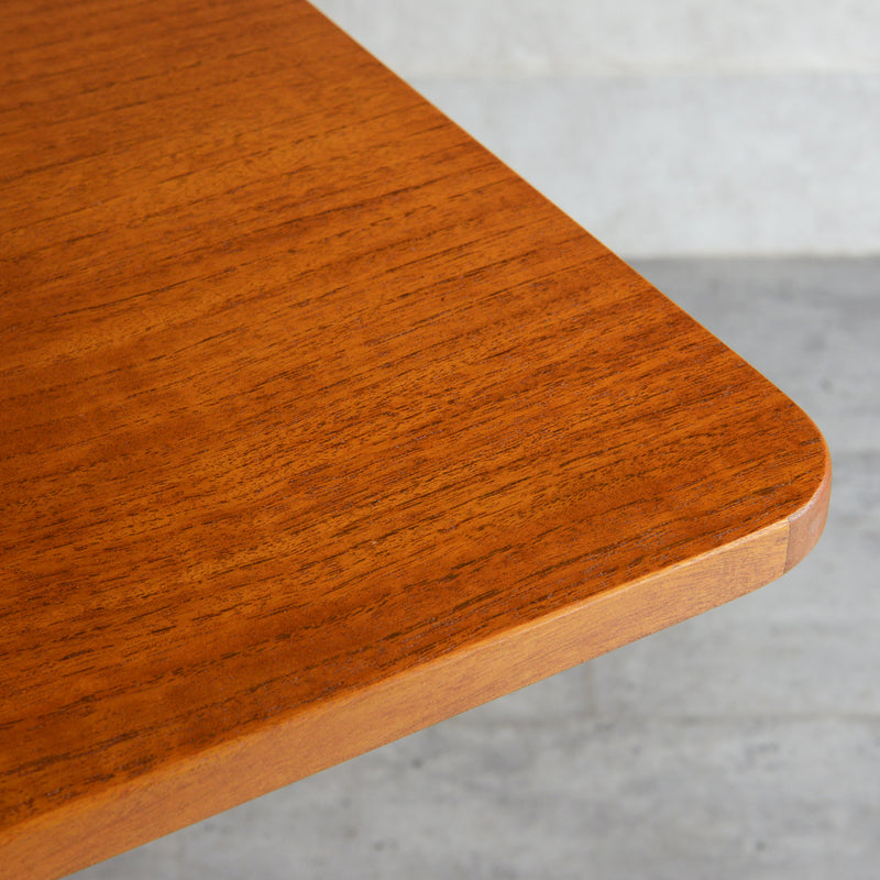 Jentique ジェンティーク　ゲートレッグ ダイニングテーブル 22 (天板剝離再塗装済）