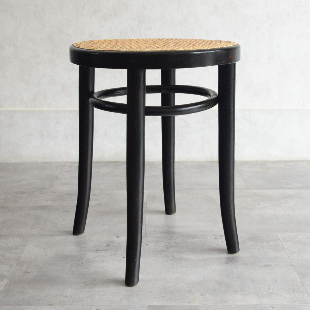 THONETトーネット ラタンスツール 10　