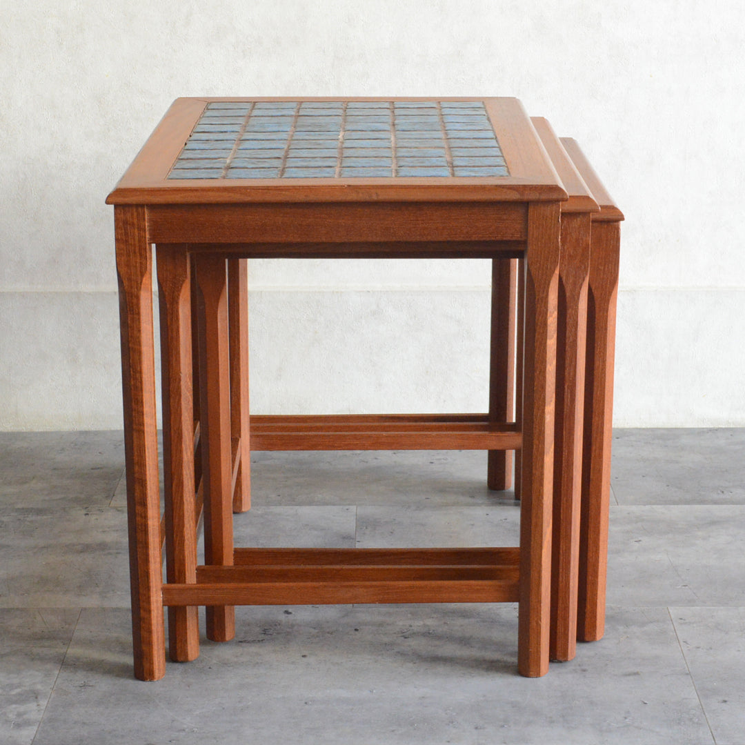 デンマーク ブルータイルトップ ネストテーブル 8-71