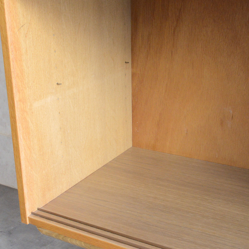 デンマーク ヴィンテージ  抽斗付 オークキャビネット 5-119