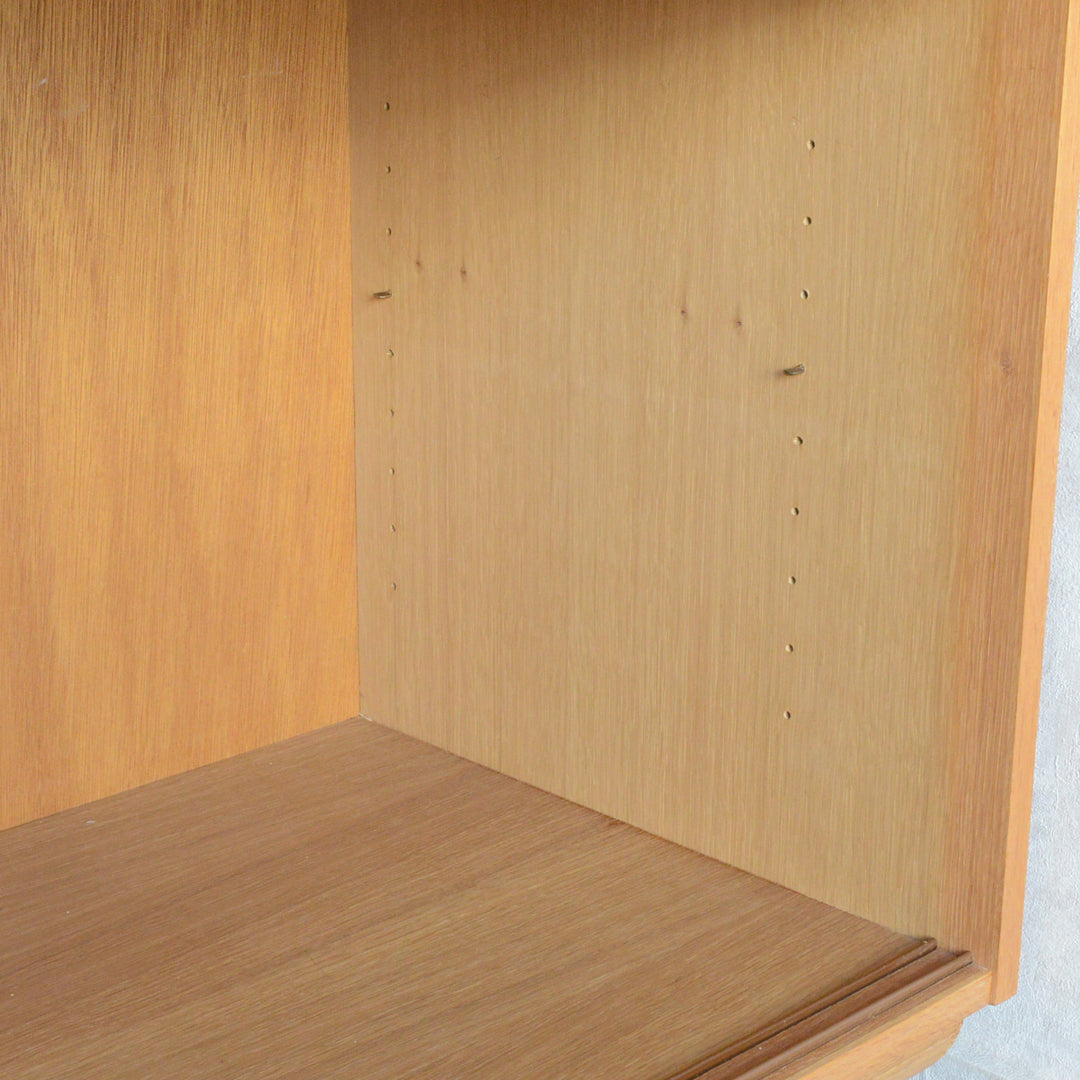 デンマーク ヴィンテージ  抽斗付 オークキャビネット 5-119