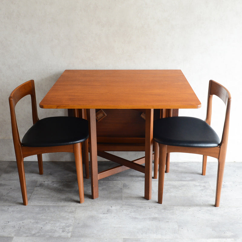 Jentique ジェンティーク　ゲートレッグ ダイニングテーブル 22 (天板剝離再塗装済）