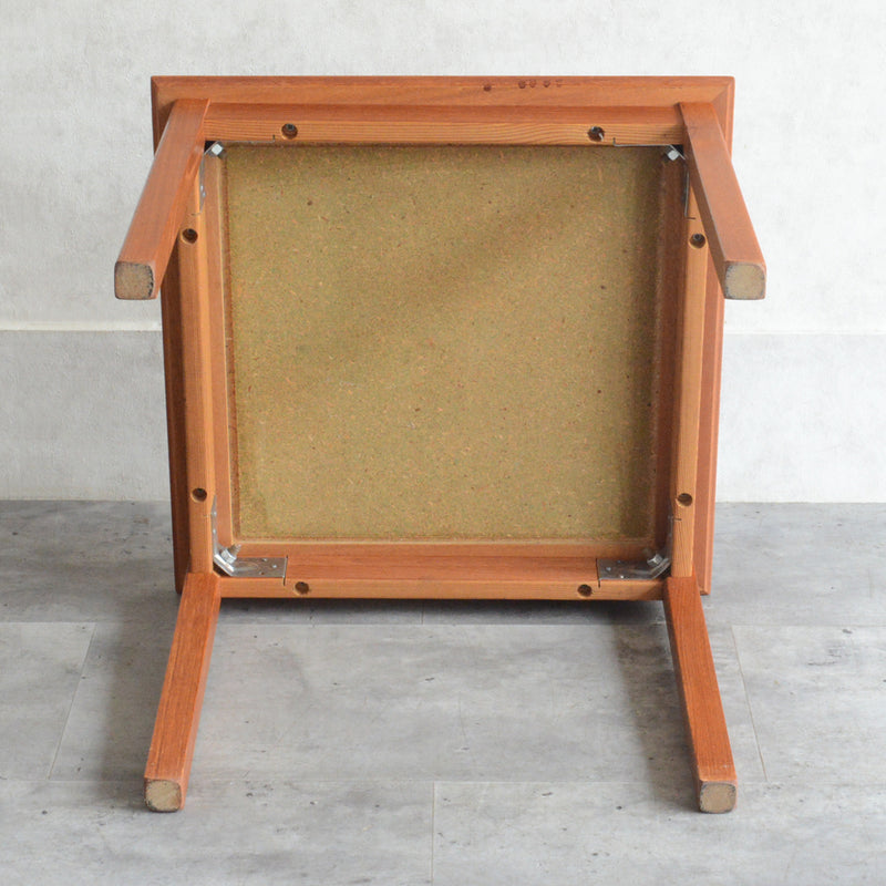 デンマークヴィンテージ　タイルトップ ローテーブル 6-39