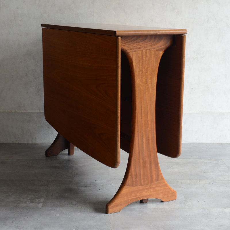 G-PLAN ジープラン　ゲートレッグ ダイニングテーブル 23 (天板剝離再塗装済）