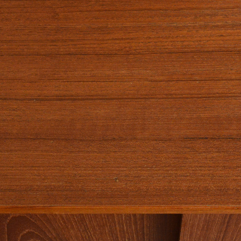 デンマーク ヴィンテージ  チーク スモールキャビネット 5-126