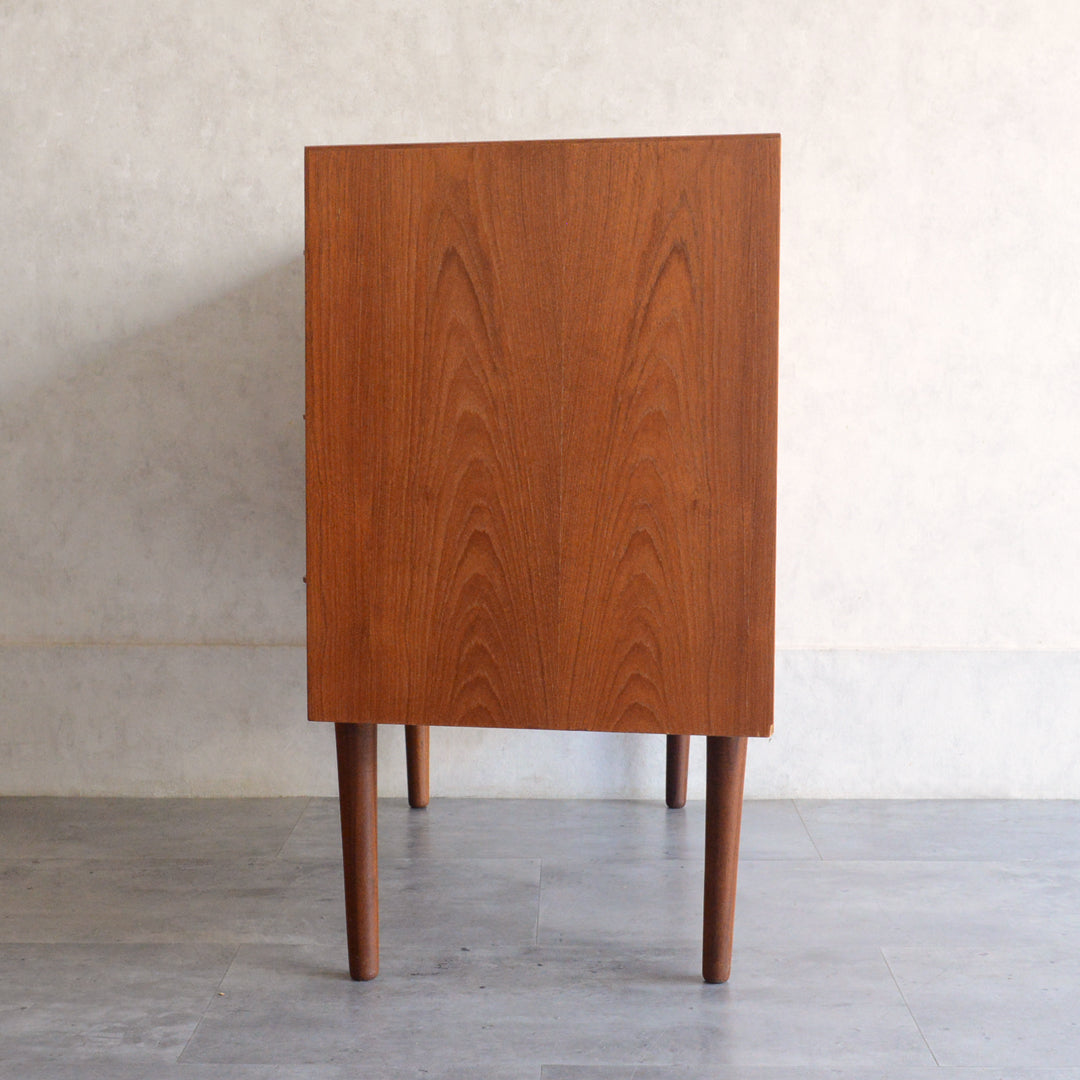 デンマークヴィンテージ  チーク３段チェストD-11(鍵付)