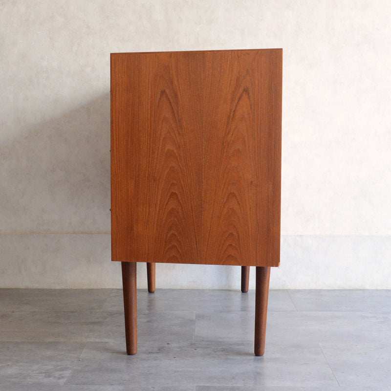 デンマークヴィンテージ  チーク３段チェストD-11(鍵付)