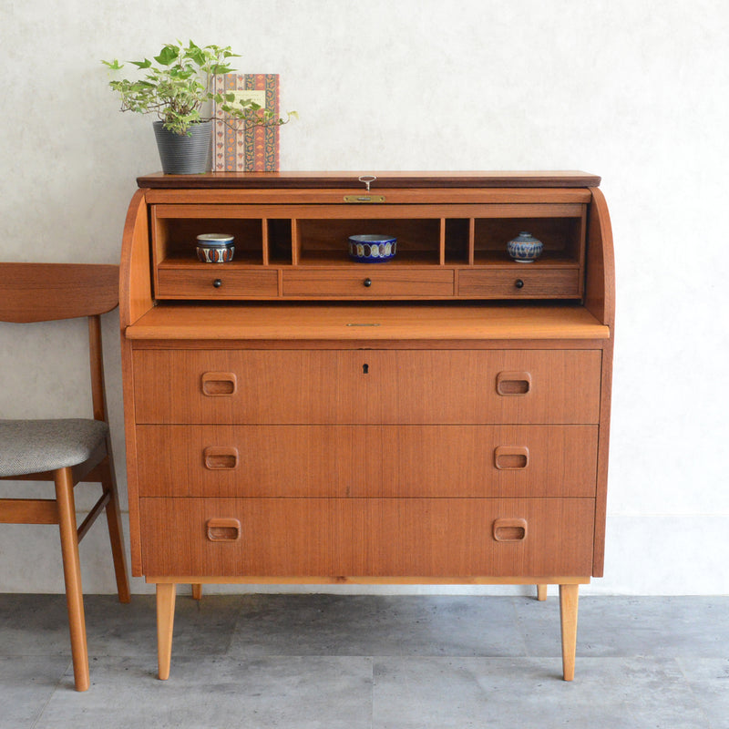 T様見学ご予約品　北欧 Markaryds Mobelindustri　ロールトップ ビューロー5-87(鍵付）