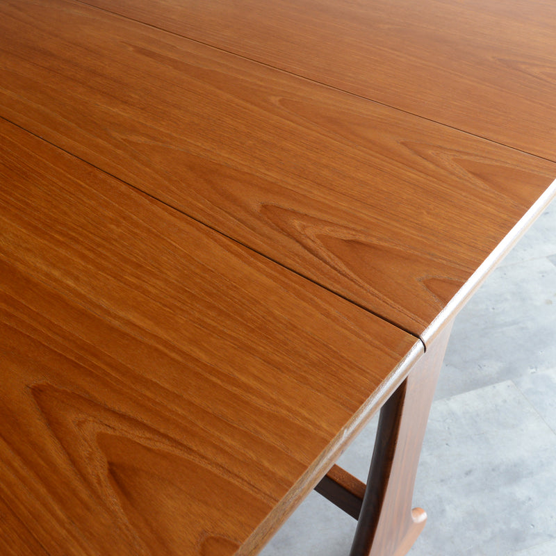 G-PLAN ジープラン　ゲートレッグ ダイニングテーブル 23 (天板剝離再塗装済）