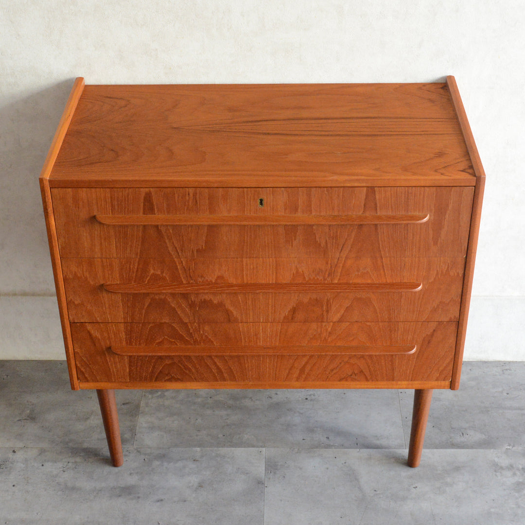 デンマークヴィンテージ  チーク３段チェストD-11(鍵付)