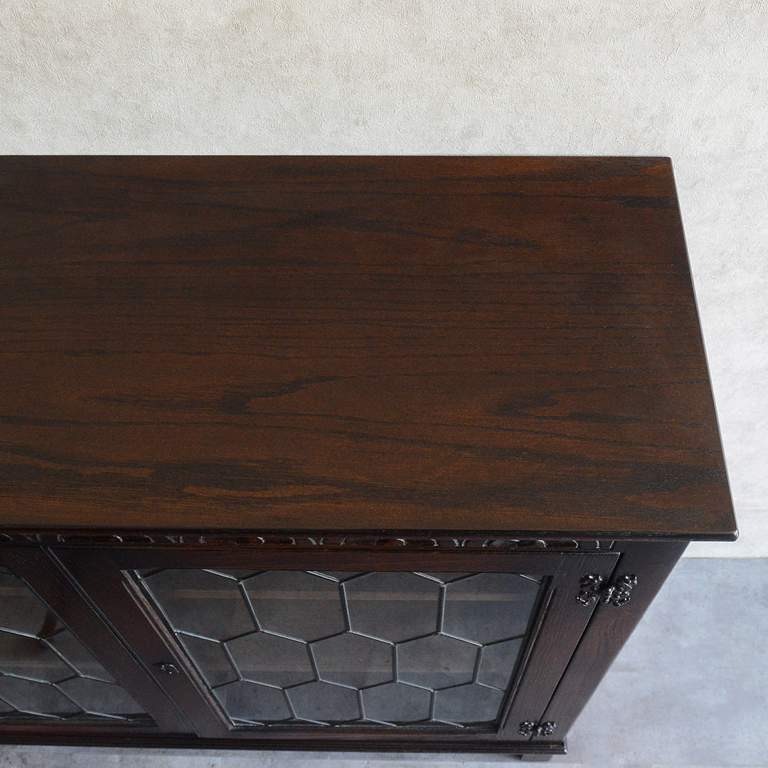 イギリス クラシック   ガラスキャビネット 09(鍵付）