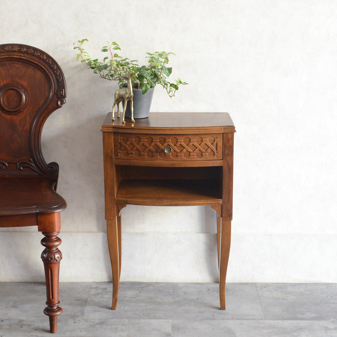 オランダ アンティーク サイドテーブル – tagged 