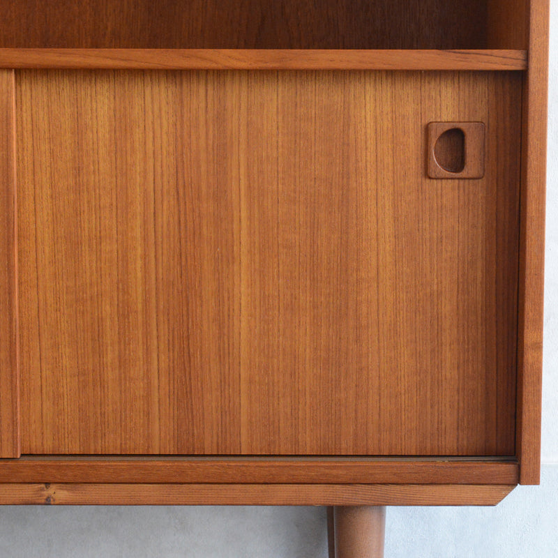 デンマーク ヴィンテージ チーク シェルフ (扉付）6-36