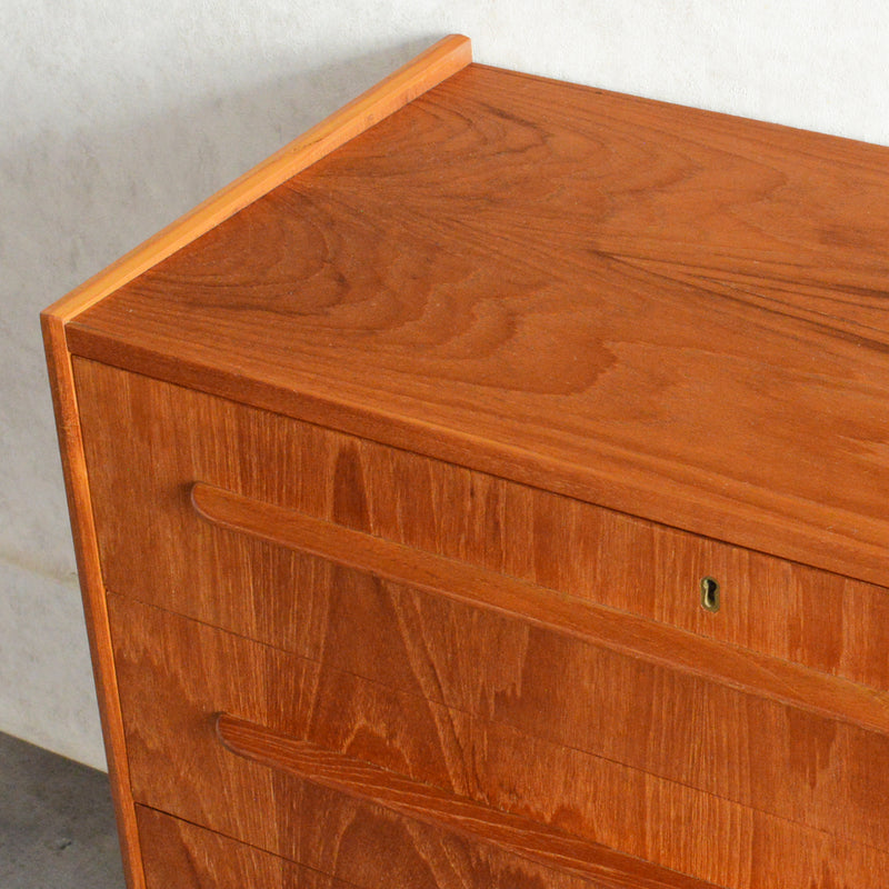 デンマークヴィンテージ  チーク３段チェストD-11(鍵付)