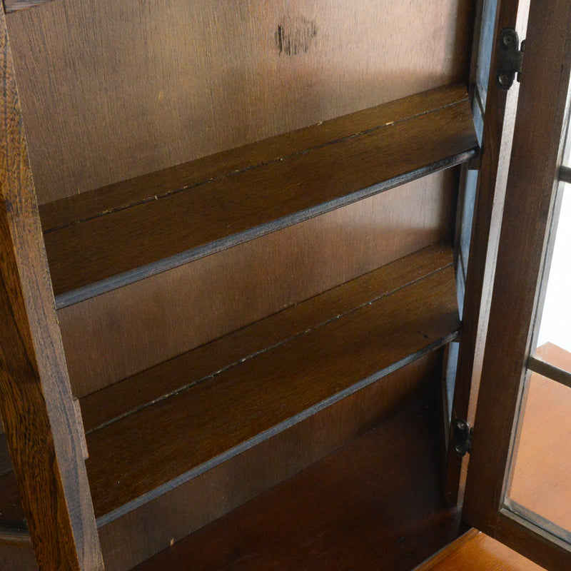 オランダヴィンテージ ウォールガラスキャビネット10(鍵付き）