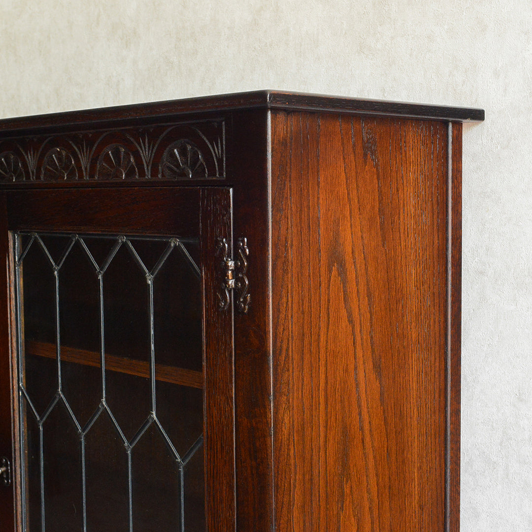 イギリス クラシック   ガラスキャビネット 09(鍵付）