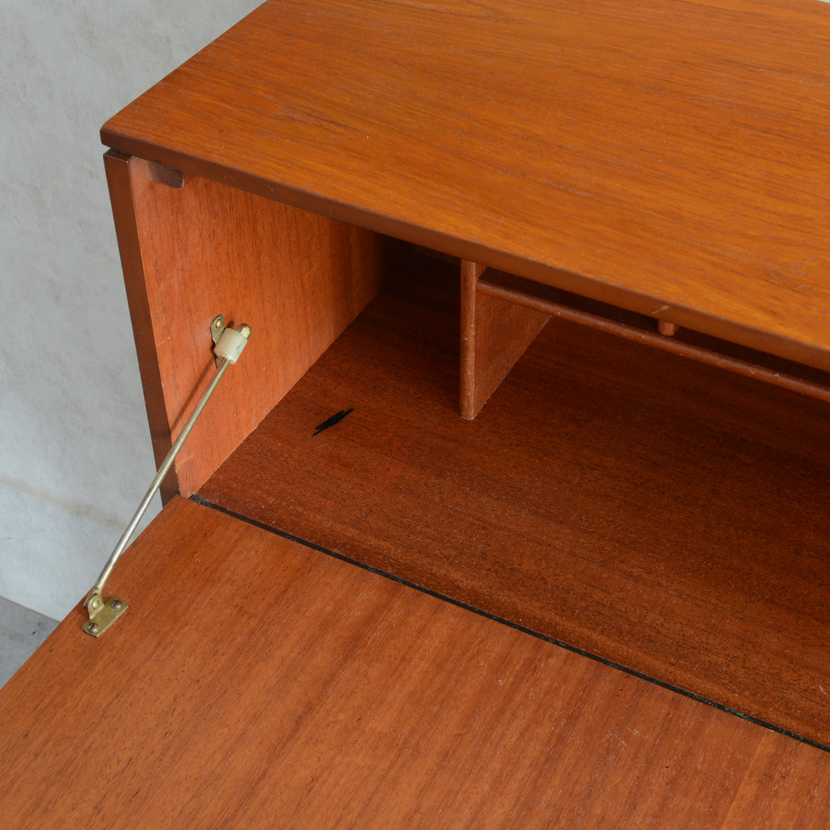 60s ヴィンテージ ガラスキャビネット 51 (抽斗・フラップ扉付）