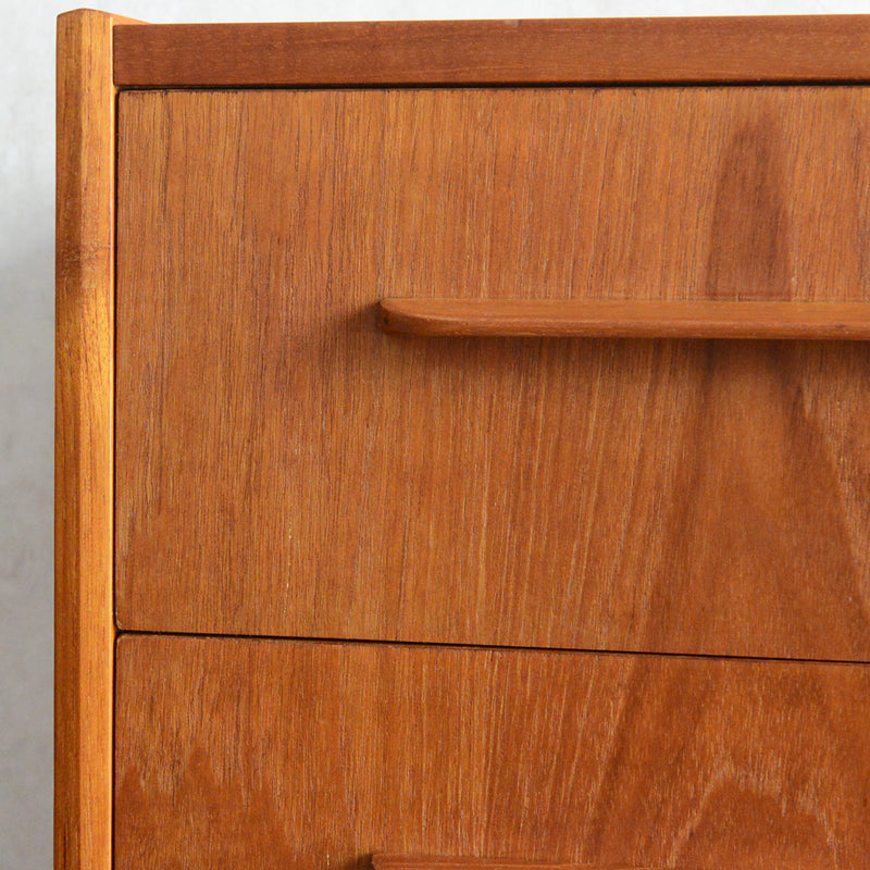 デンマークヴィンテージ  チーク３段チェストD-11(鍵付)